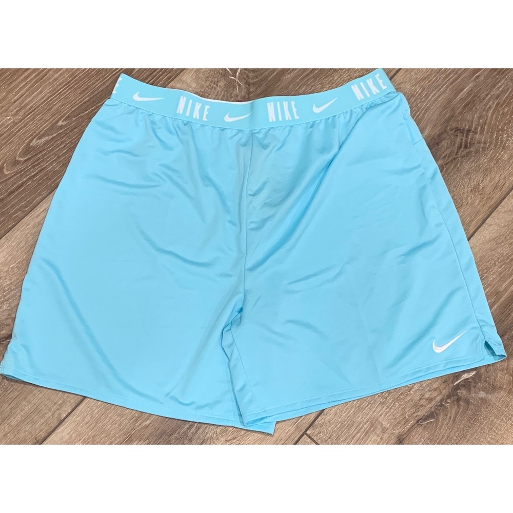 Nike girls standard fit light blue shorts size XL NWT